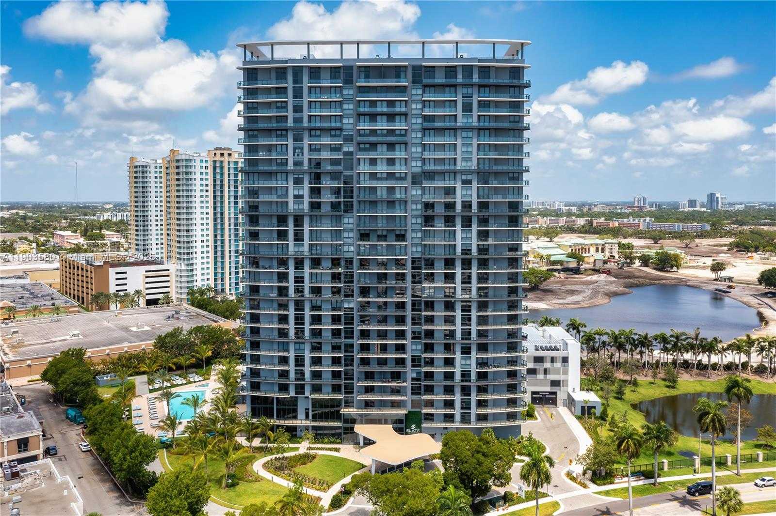 Small Image of 101 DIPLOMAT PKWY #PH05, Hallandale Beach Number 37