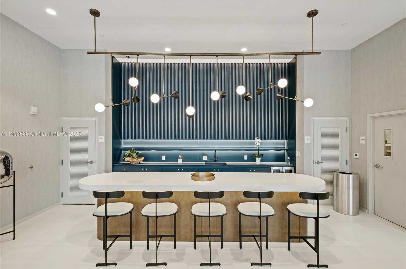 Small Image of 101 DIPLOMAT PKWY #PH05, Hallandale Beach Number 64