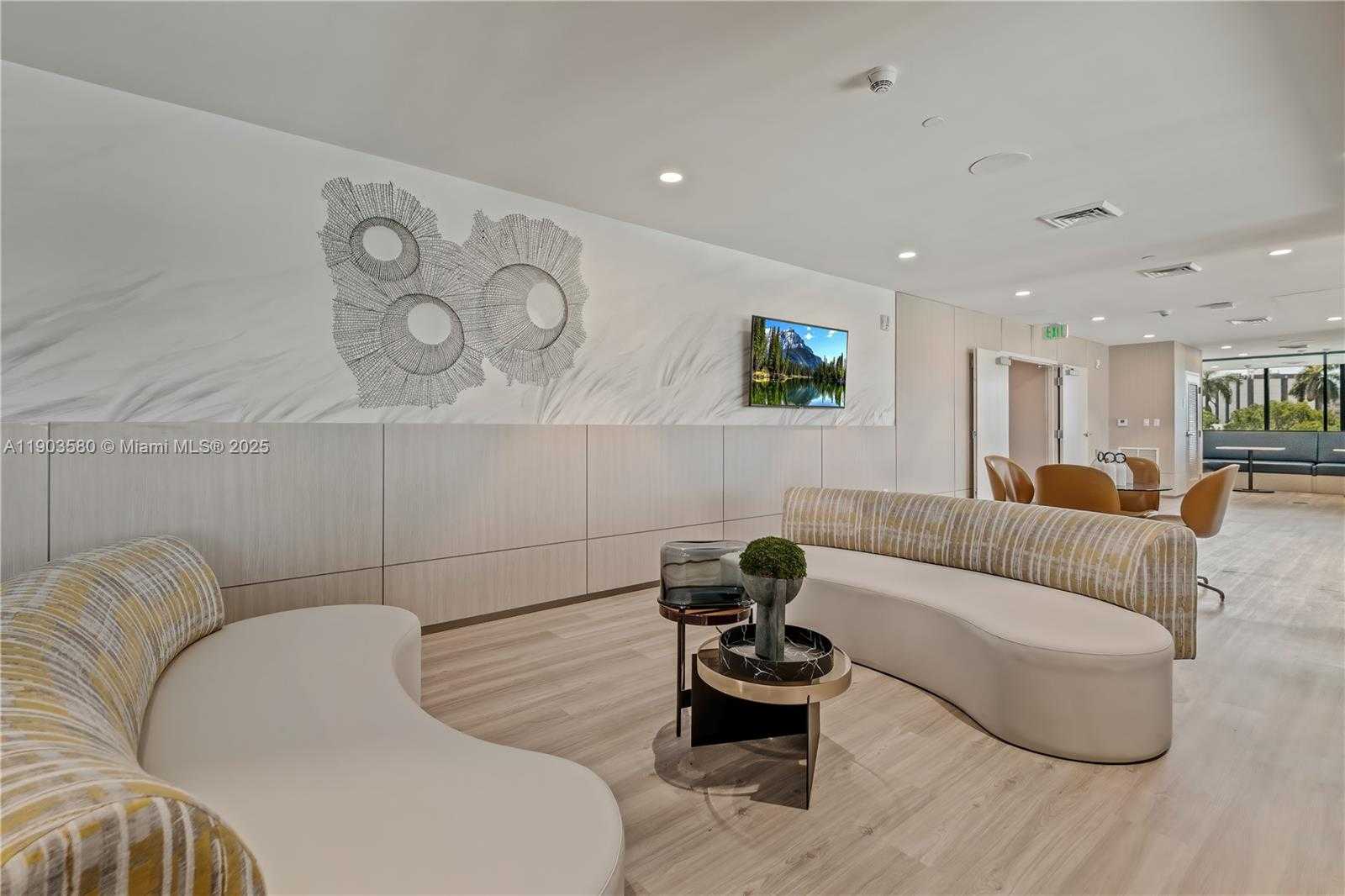 Small Image of 101 DIPLOMAT PKWY #PH05, Hallandale Beach Number 66