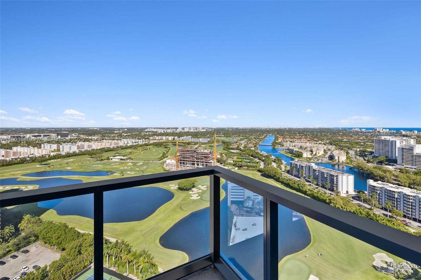 Small Image of 101 DIPLOMAT PKWY #PH05, Hallandale Beach Number 7