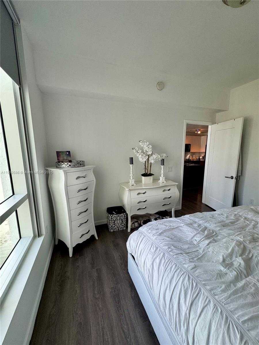 Small Image of 601 NORTH EAST 27TH ST #1603, Miami Number 12