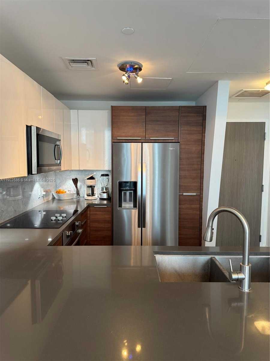 Small Image of 601 NORTH EAST 27TH ST #1603, Miami Number 3