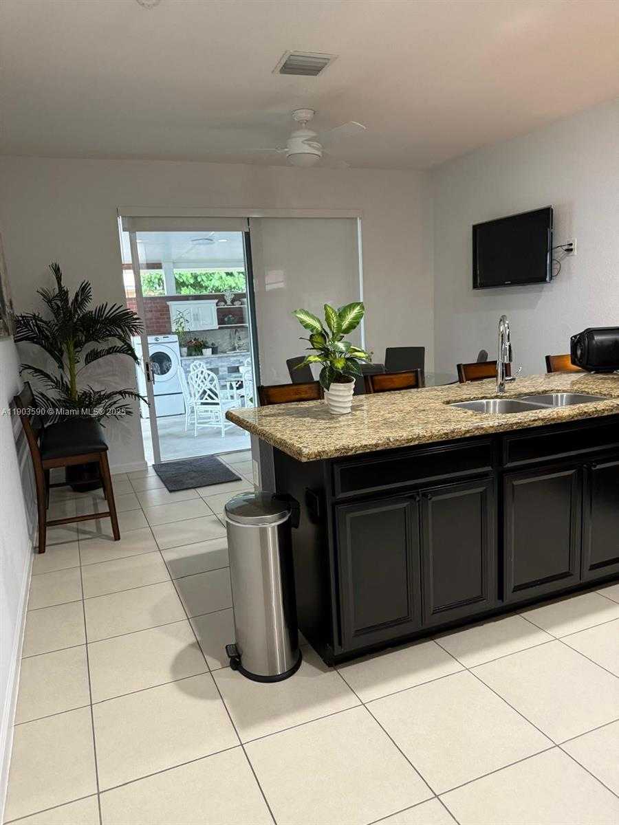 Small Image of 22522 SOUTH WEST 109TH PSGE, Miami Number 7