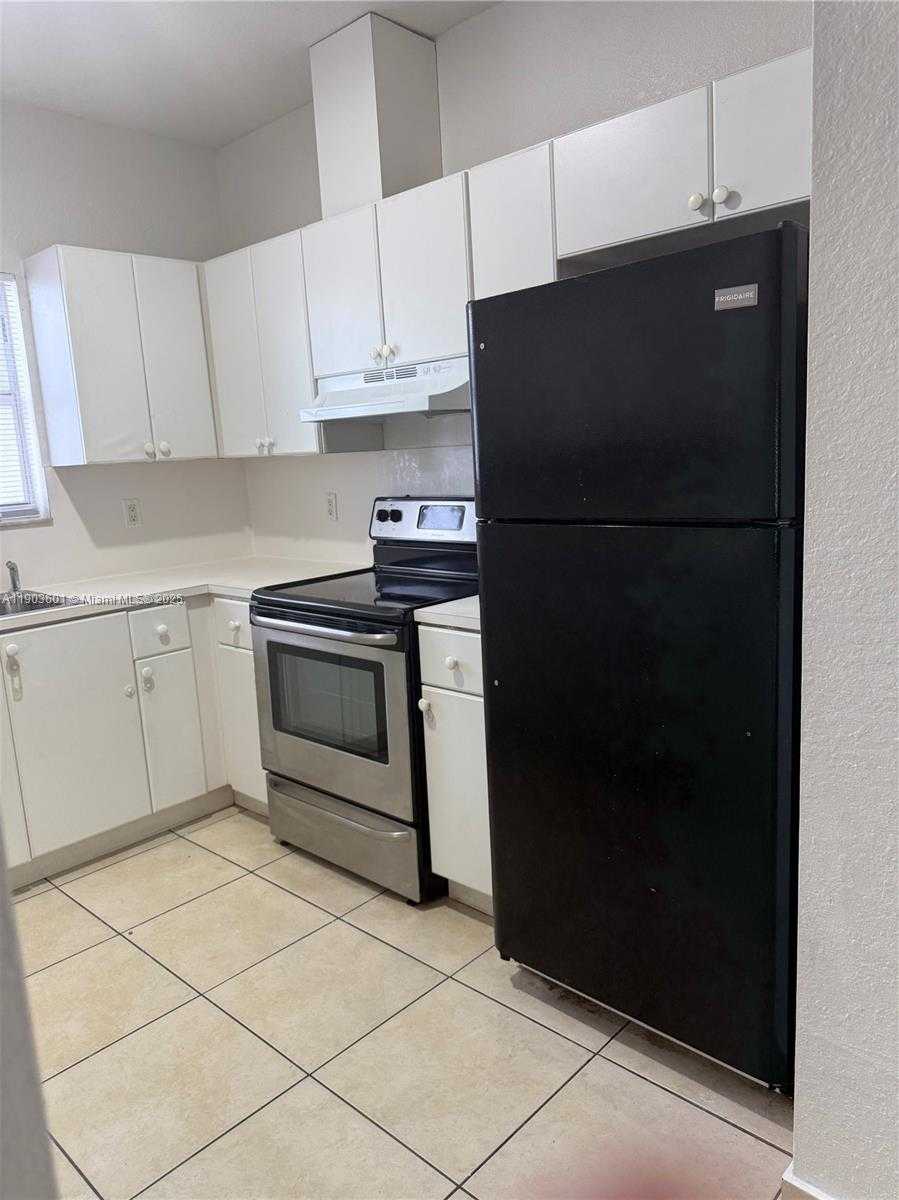 Small Image of 128 WEST 21ST ST #202, Hialeah Number 13