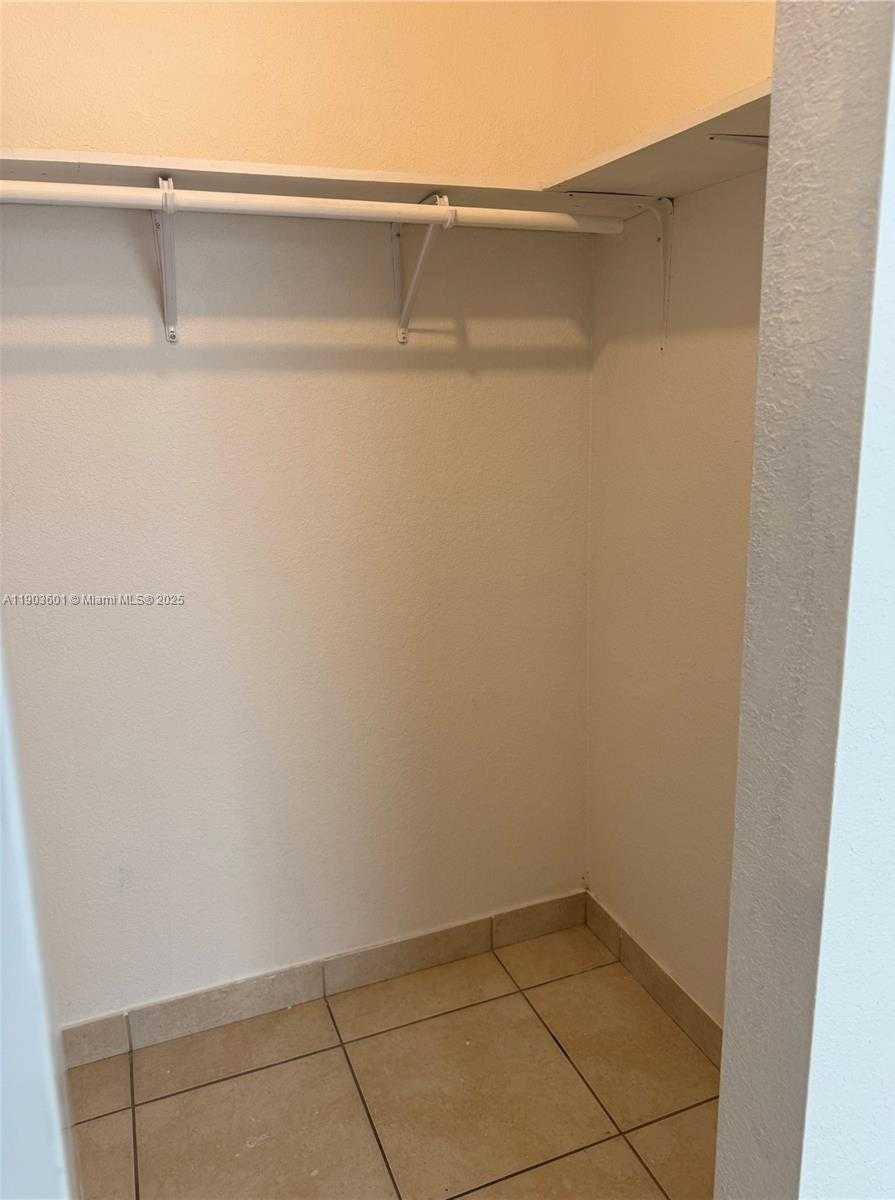 Small Image of 128 WEST 21ST ST #202, Hialeah Number 8
