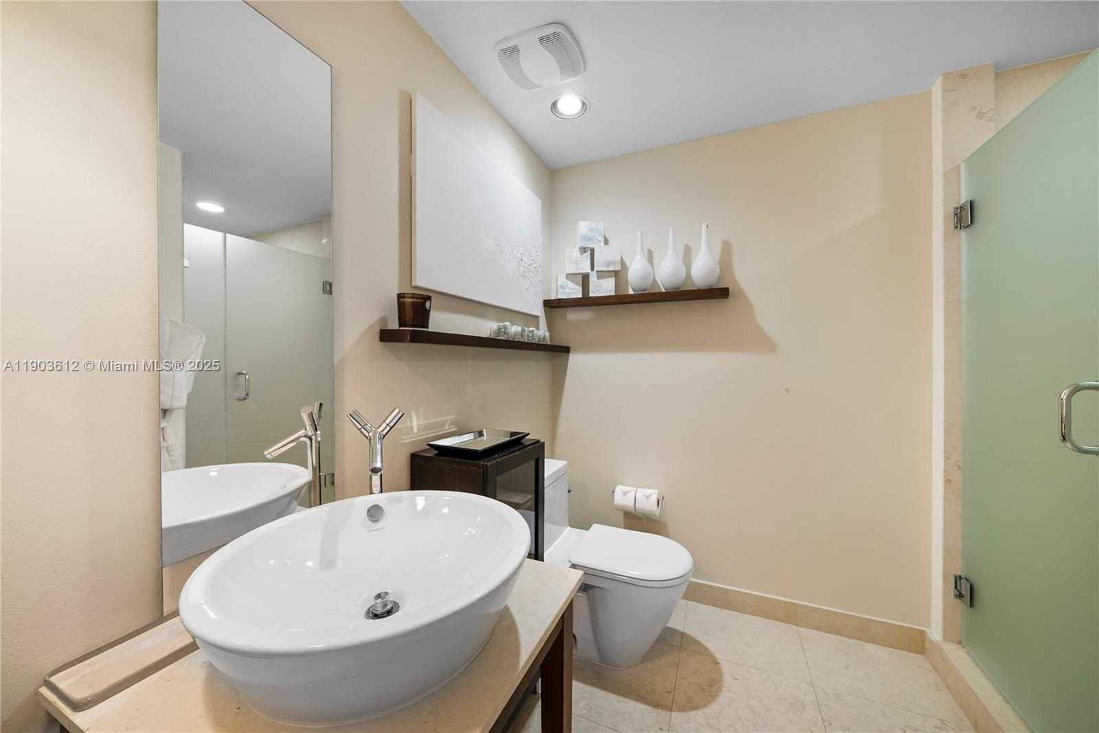 Small Image of 450 ALTON RD #704, Miami Beach Number 37