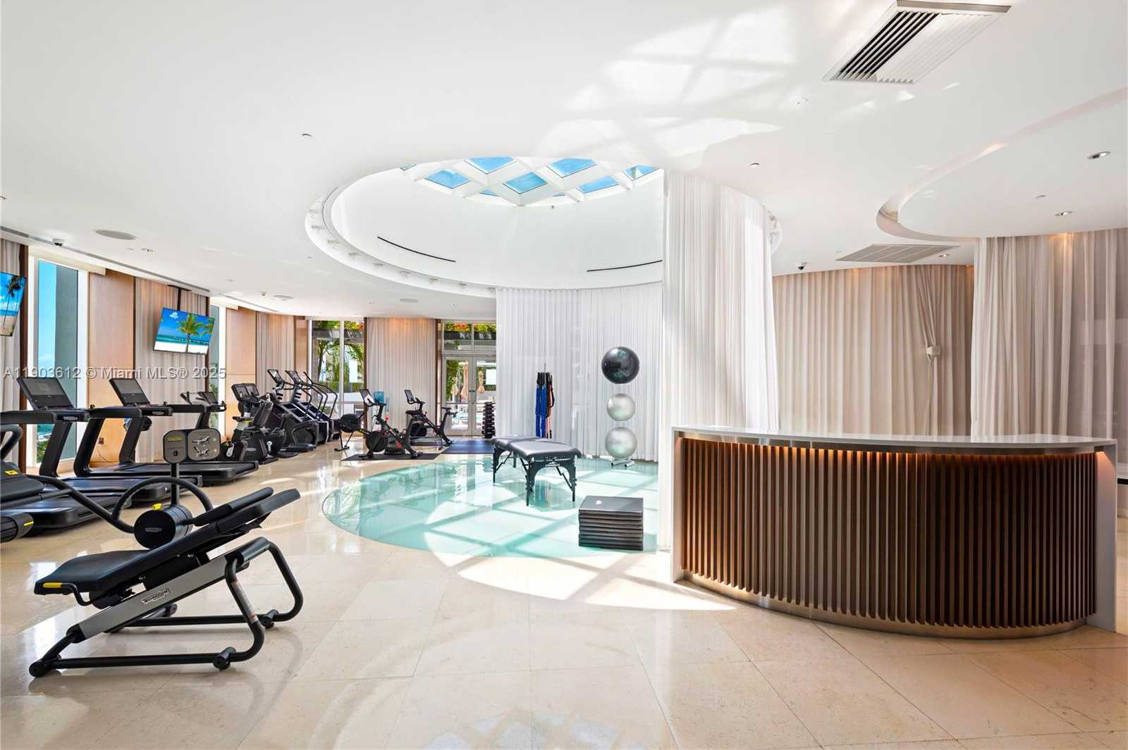 Small Image of 450 ALTON RD #704, Miami Beach Number 49