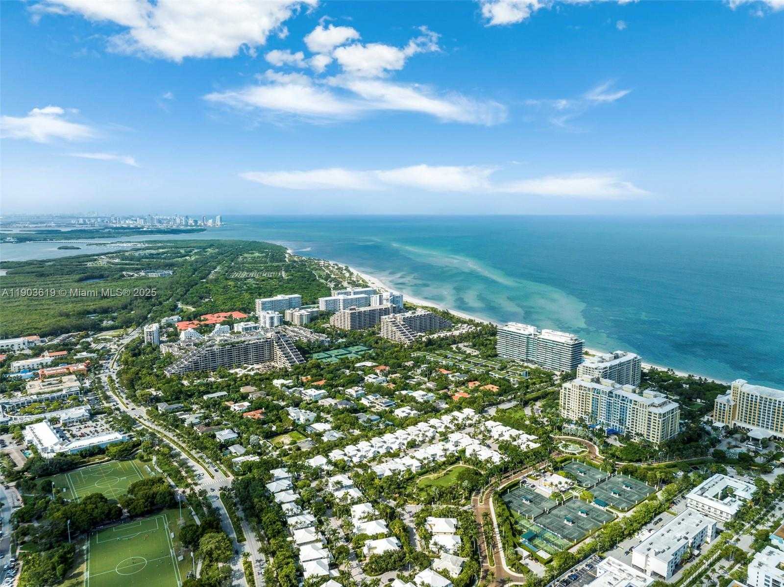 Small Image of 525 GLENRIDGE RD, Key Biscayne Number 55