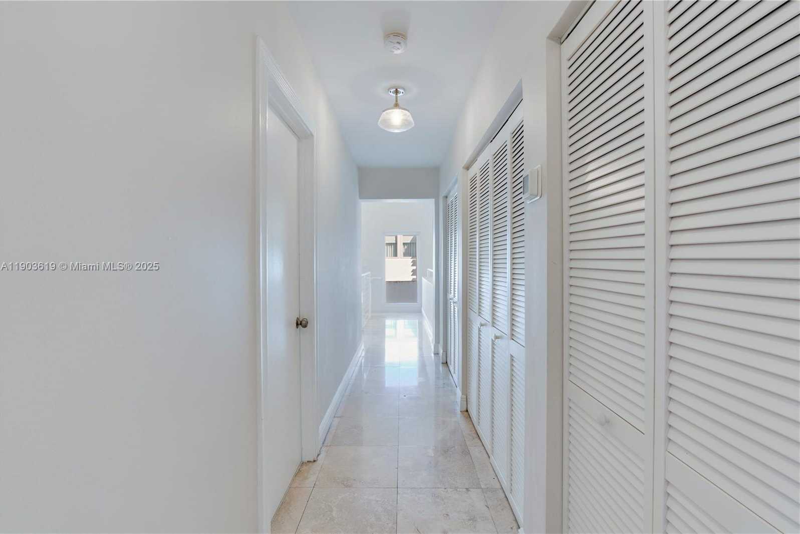 Small Image of 525 GLENRIDGE RD, Key Biscayne Number 8