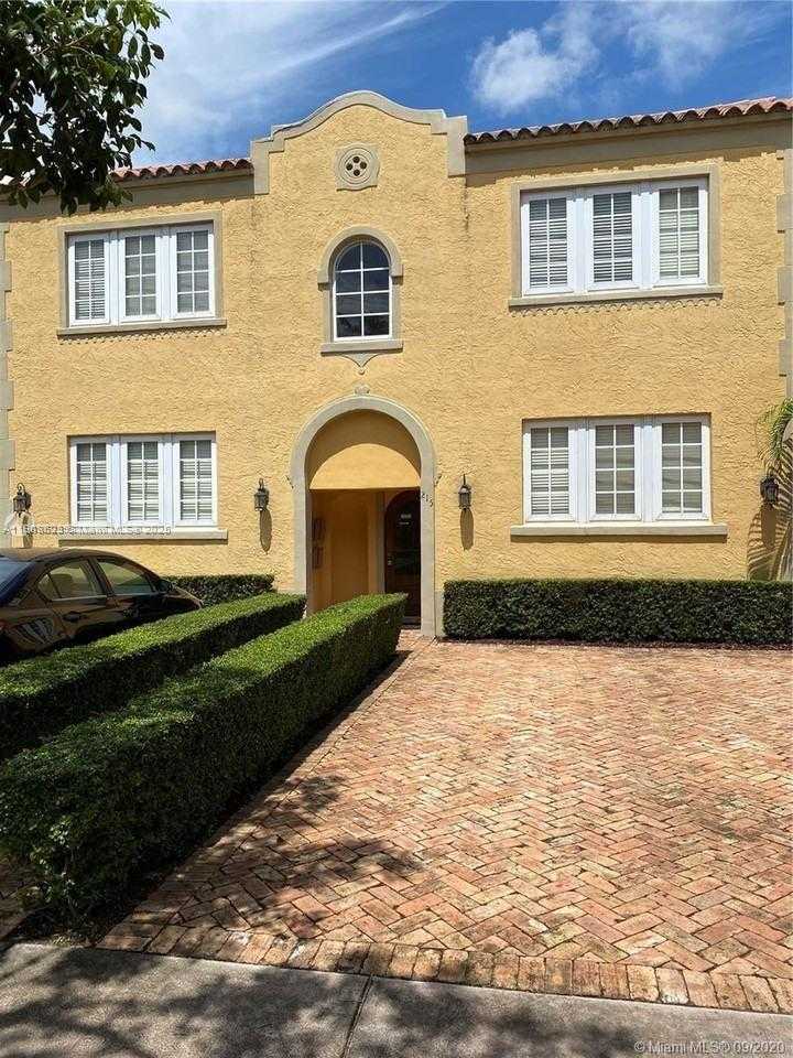 Small Image of 215 PHOENETIA AVE #1, Coral Gables Number 13