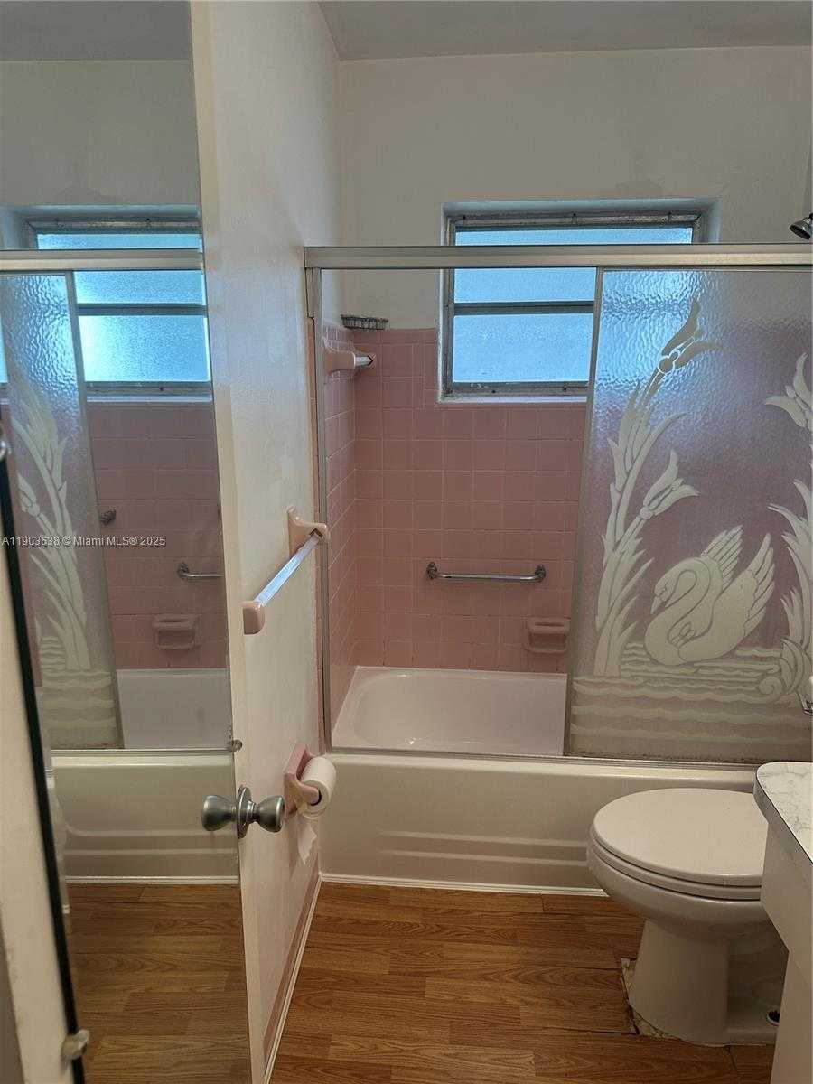 Imagen de Pequeño Objeto