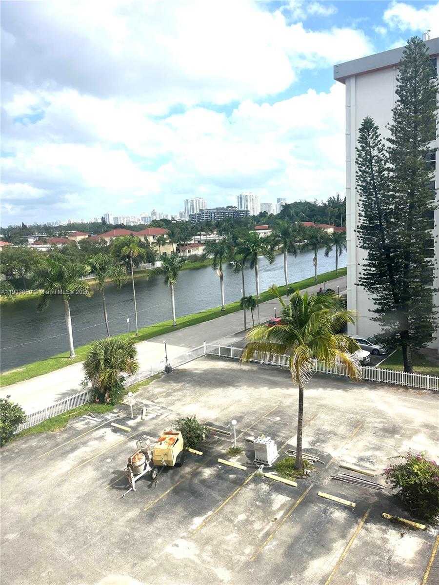 Small Image of 2025 NORTH EAST 164TH ST #508, North Miami Beach Number 11
