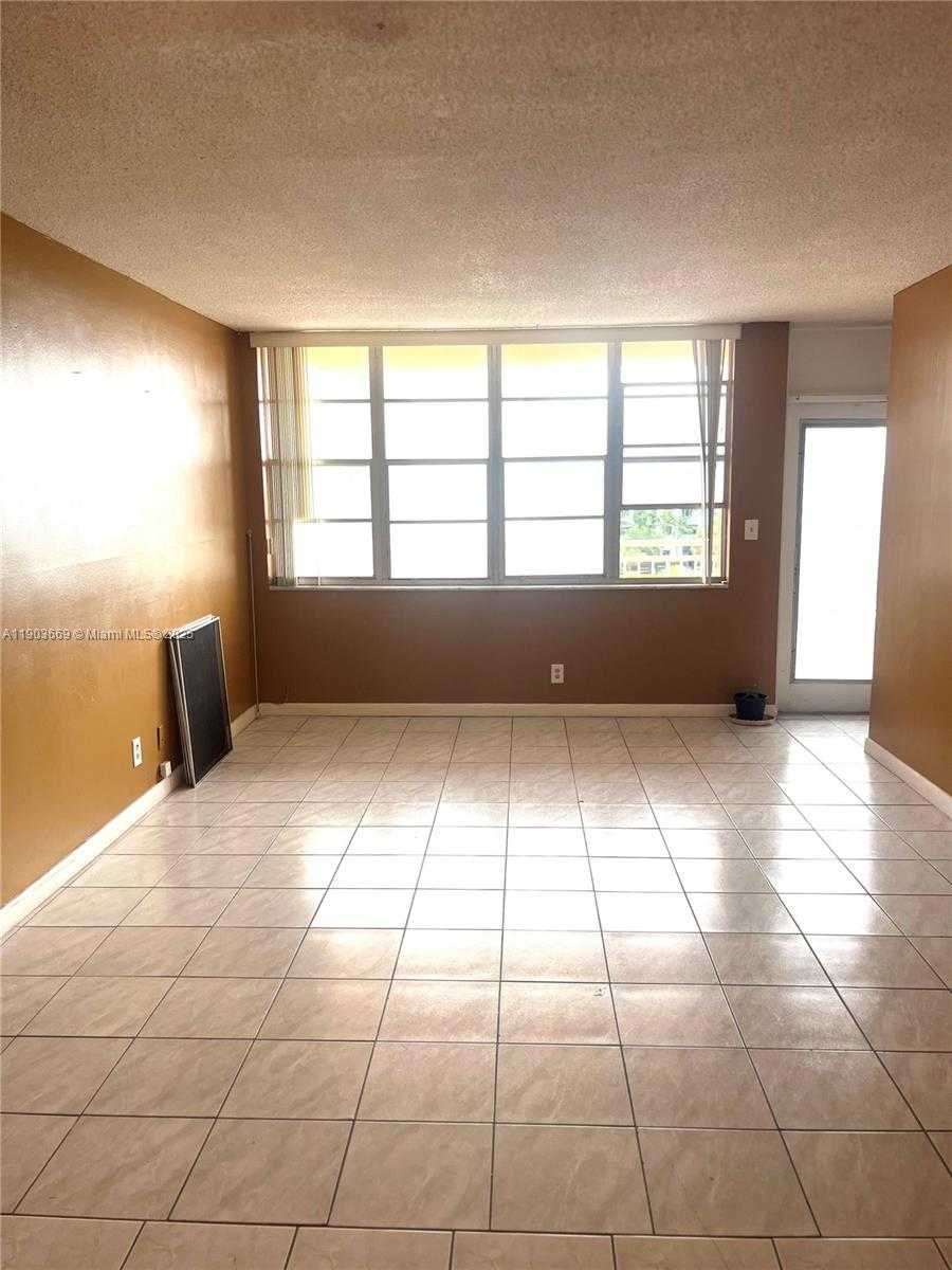 Small Image of 2025 NORTH EAST 164TH ST #508, North Miami Beach Number 6