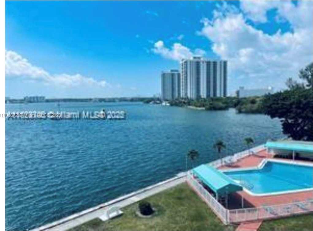 Small Image of 2910 POINT EAST DR #M610, Aventura Number 32