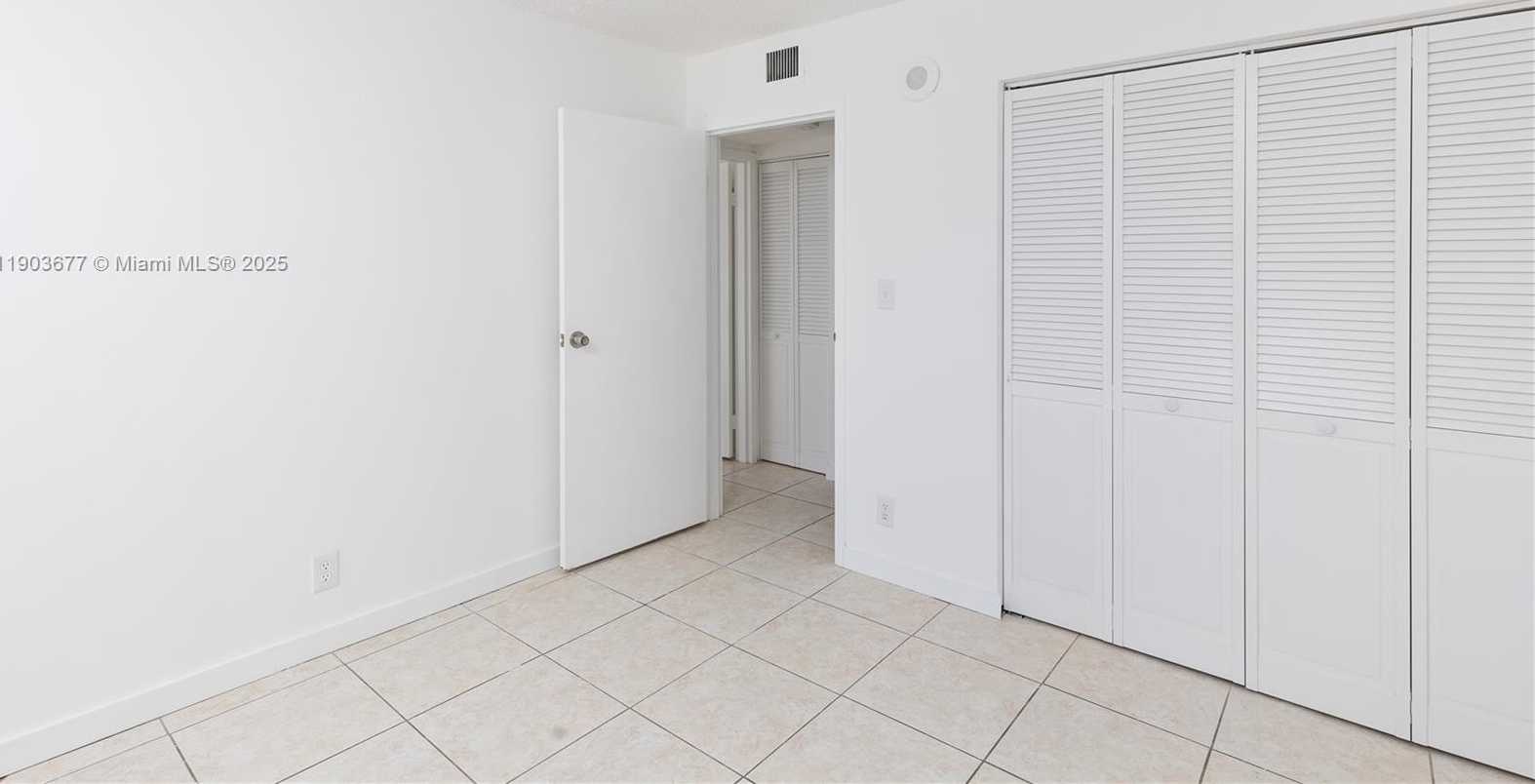 Small Image of 17011 NORTH BAY RD #919, Sunny Isles Beach Number 15