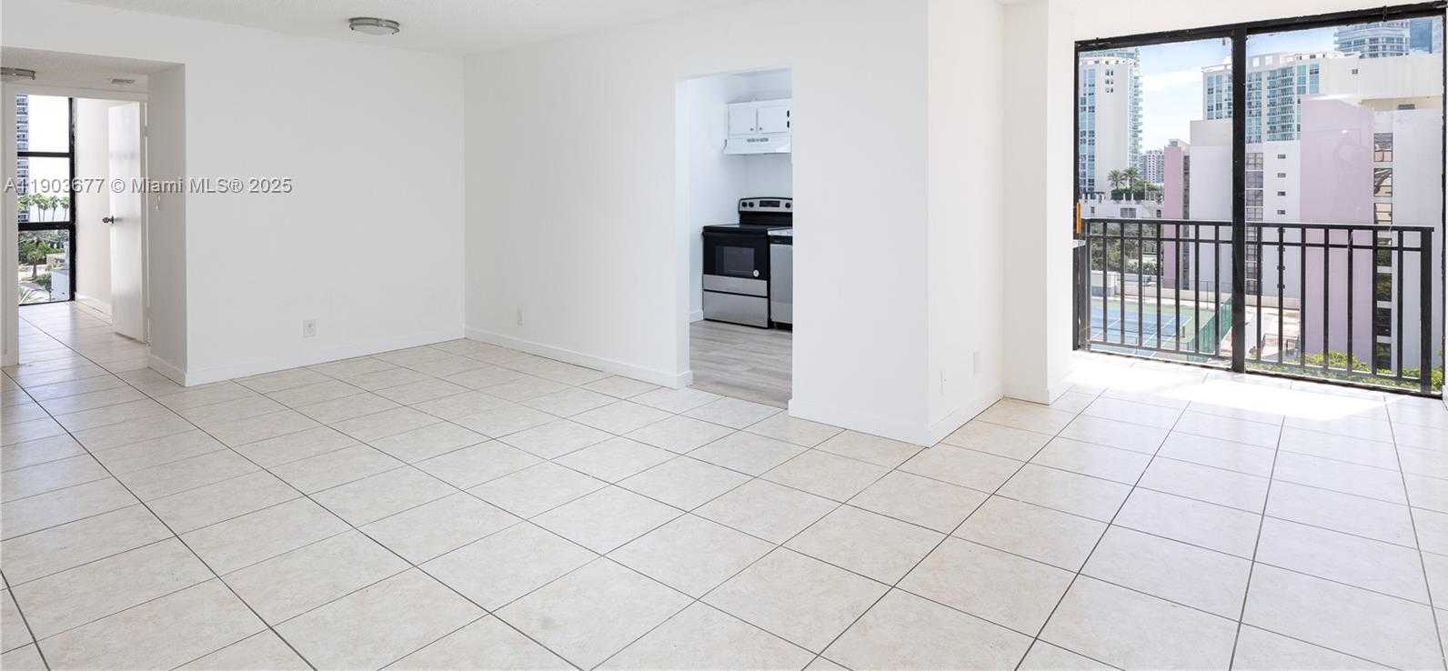 Small Image of 17011 NORTH BAY RD #919, Sunny Isles Beach Number 2