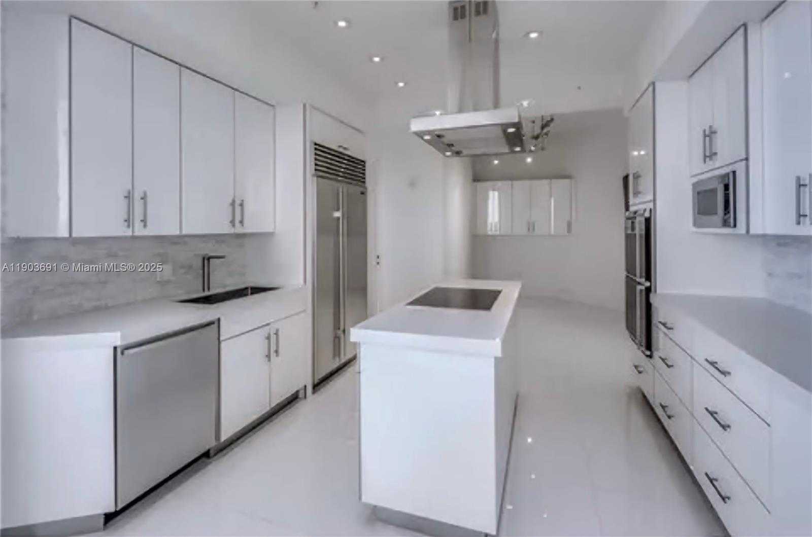 Small Image of 18101 COLLINS AVE #PH101, Sunny Isles Beach Number 13