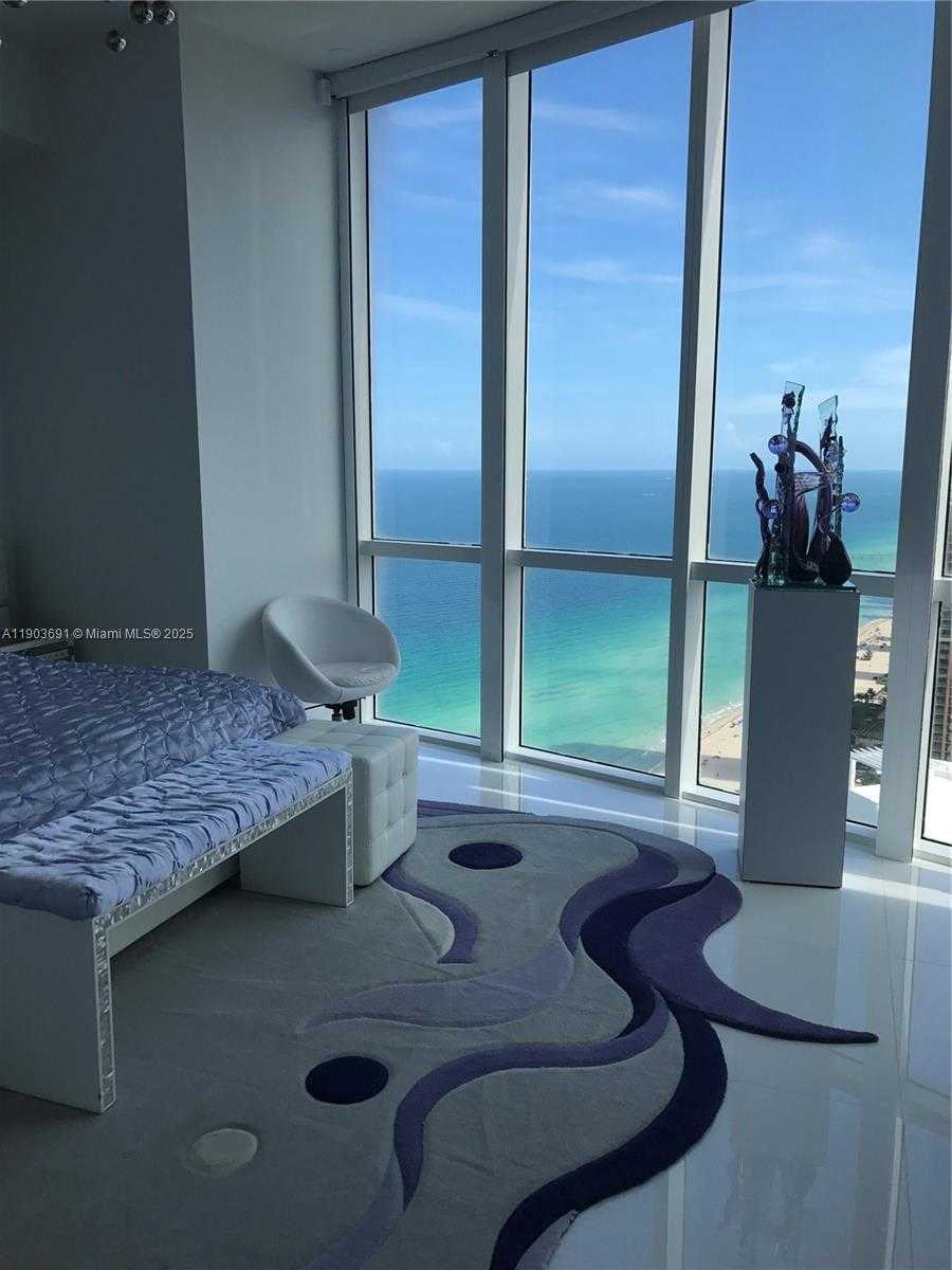 Small Image of 18101 COLLINS AVE #PH101, Sunny Isles Beach Number 4