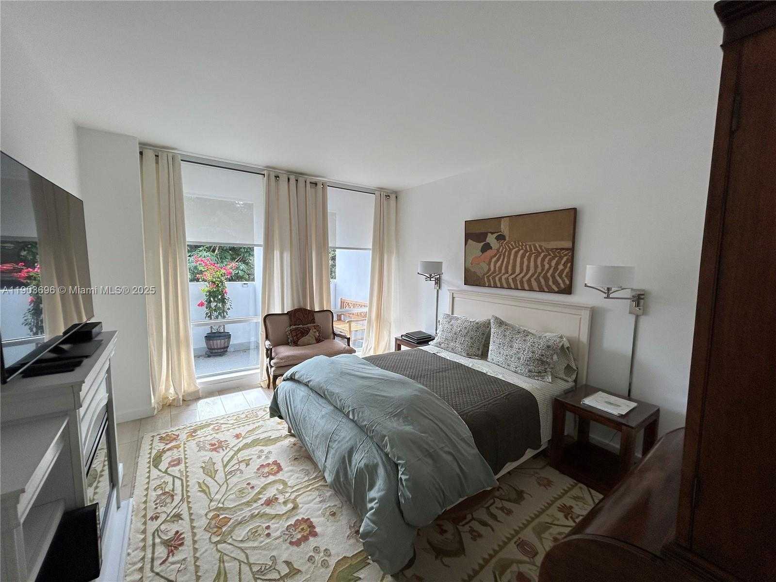 Small Image of Coral Gables Number 4