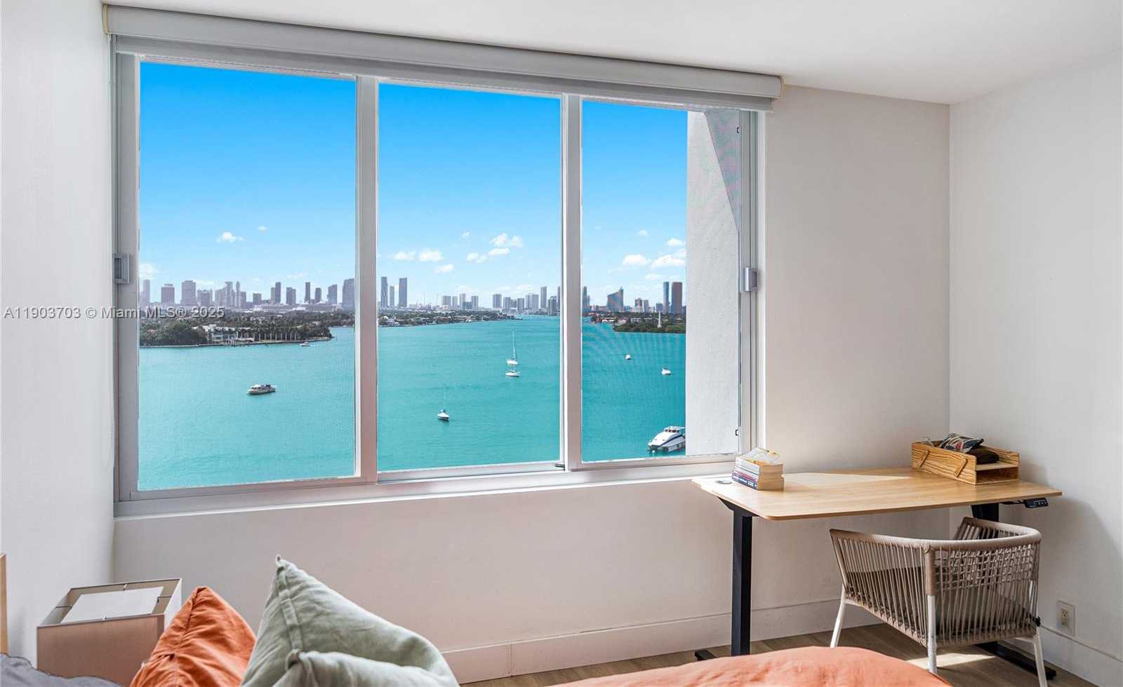 Small Image of 1000 WEST AVE #1116, Miami Beach Number 12