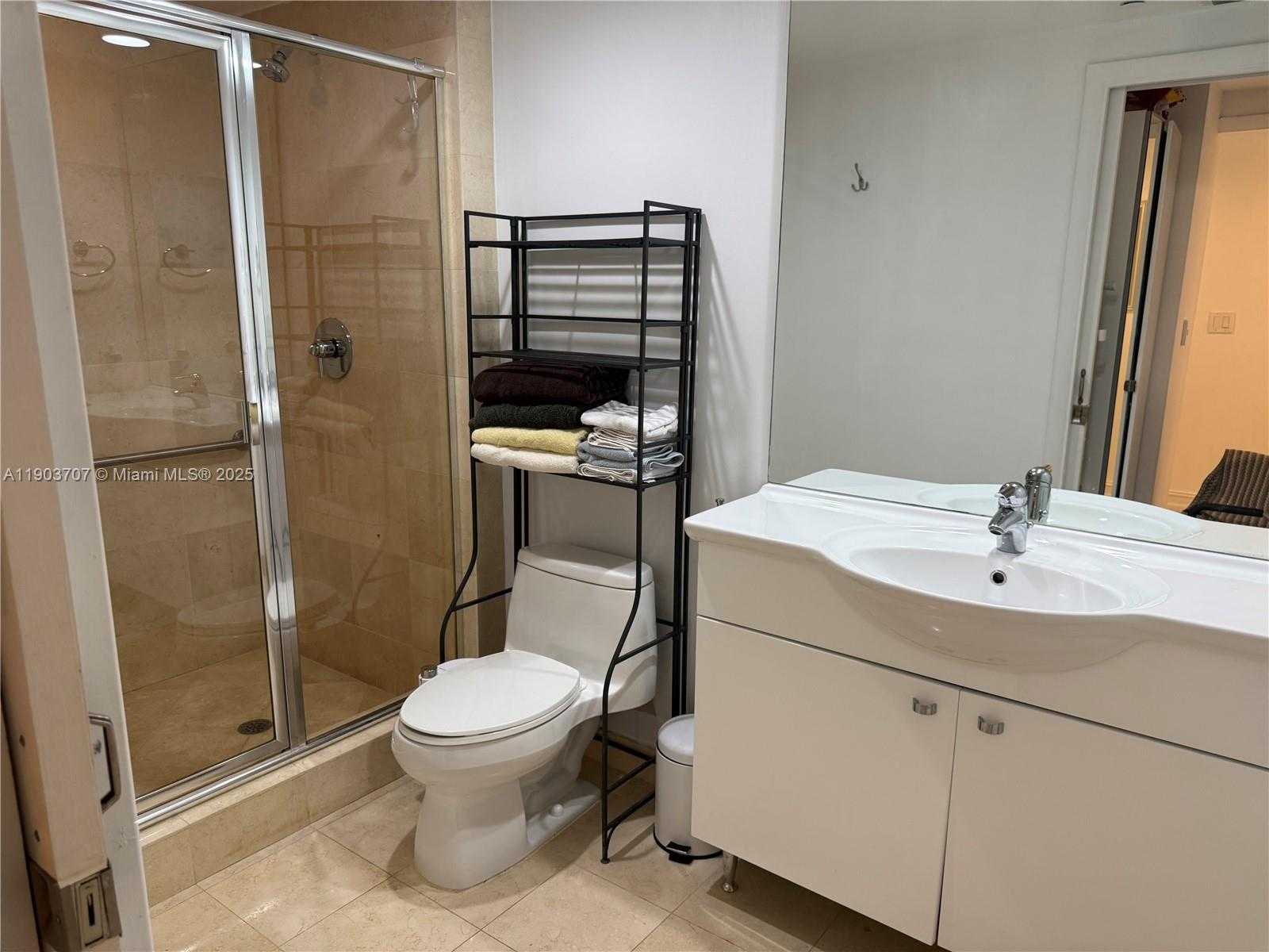 Small Image of 1850 SOUTH OCEAN DR #1702, Hallandale Beach Number 24