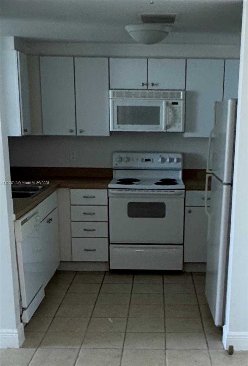 Small Image of 1250 SOUTH MIAMI AVE #2007, Miami Number 18