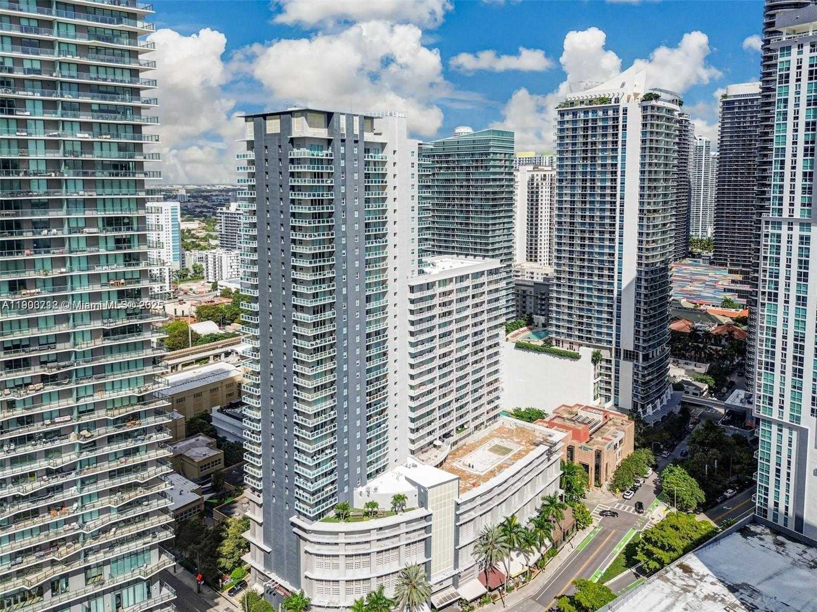 Small Image of 1250 SOUTH MIAMI AVE #2007, Miami Number 3