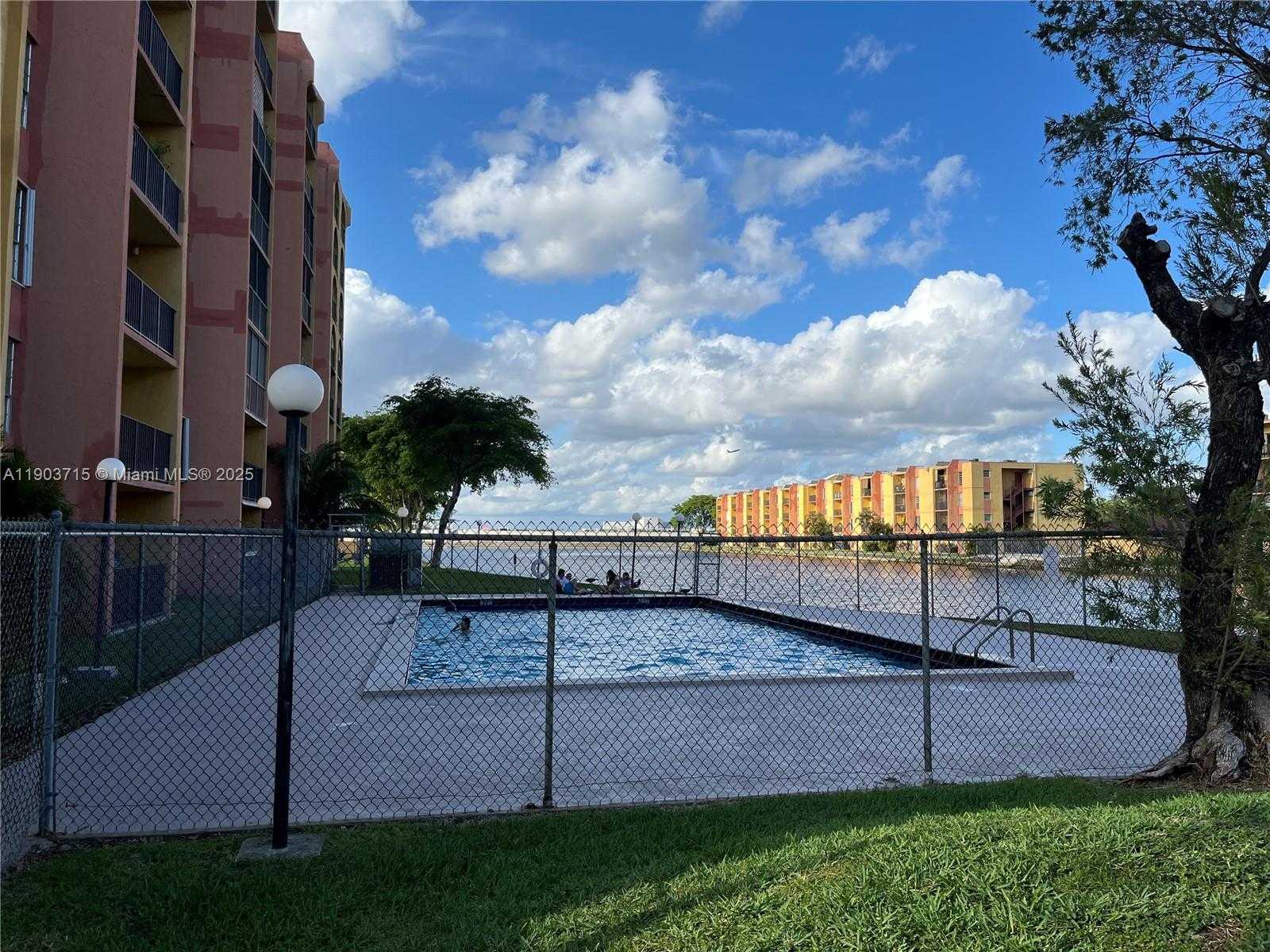 Small Image of 4801 NORTH WEST 7 ST #104-16, Miami Number 13