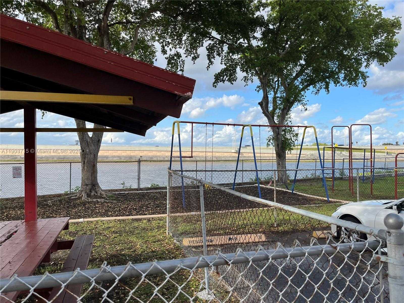 Small Image of 4801 NORTH WEST 7 ST #104-16, Miami Number 24