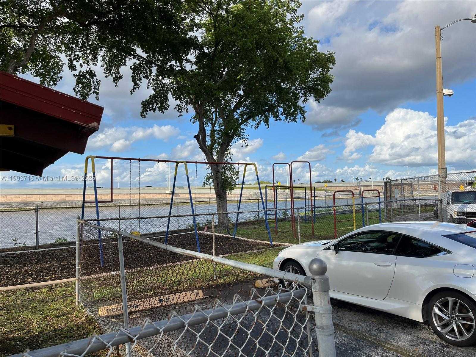 Small Image of 4801 NORTH WEST 7 ST #104-16, Miami Number 25