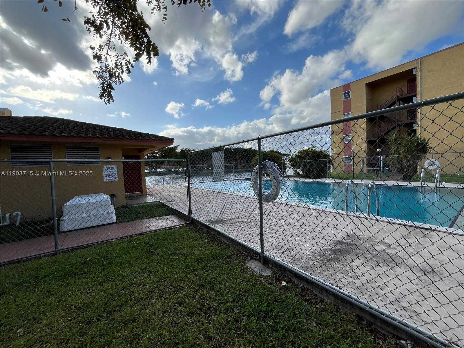 Small Image of 4801 NORTH WEST 7 ST #104-16, Miami Number 30