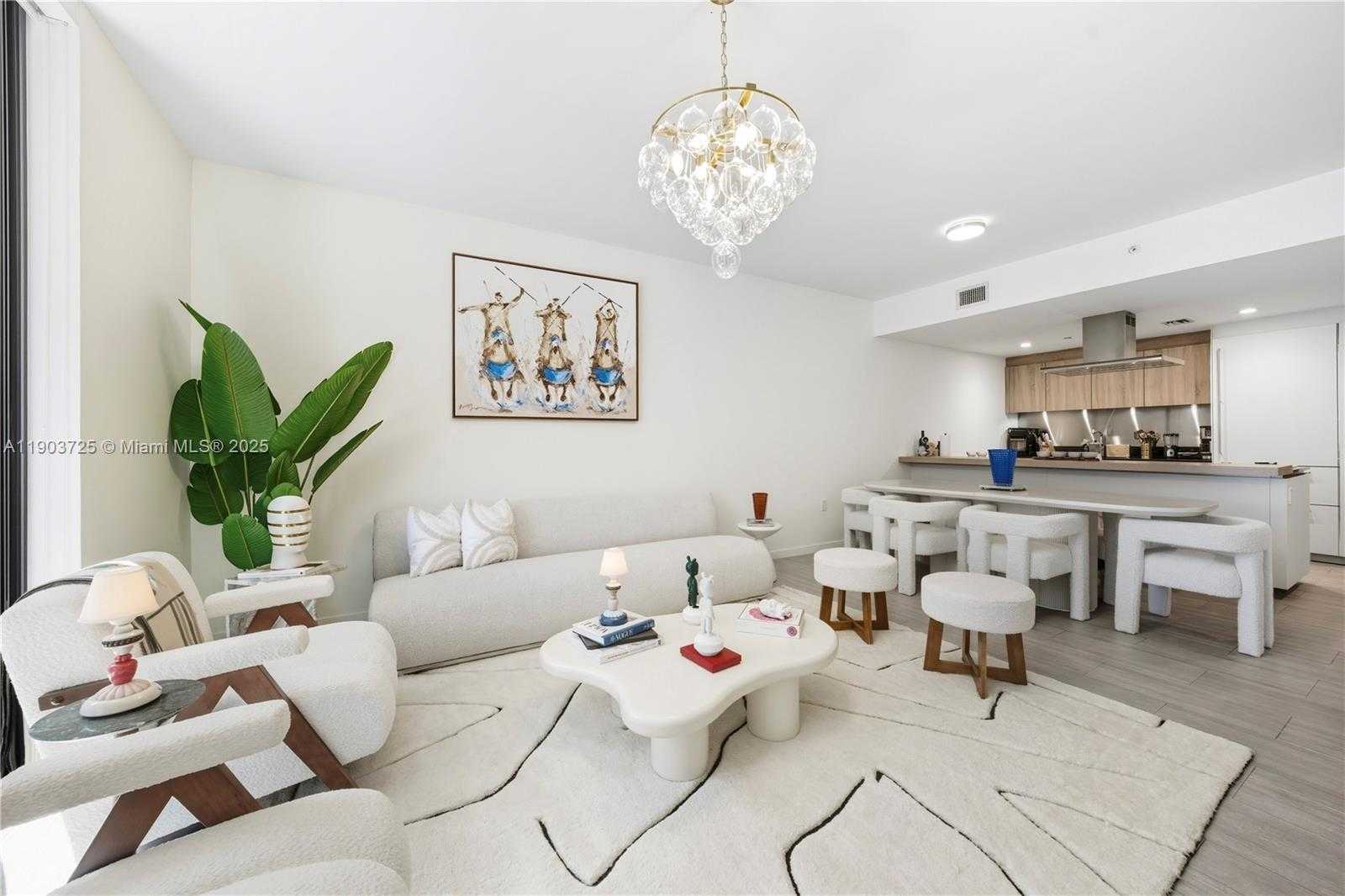 Imagen de Pequeño Objeto