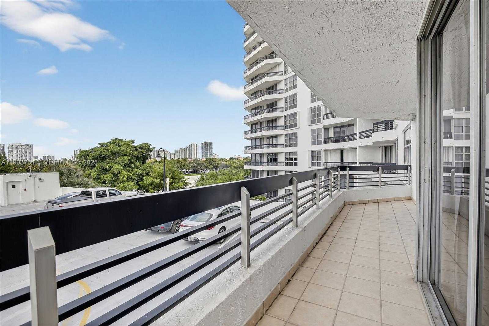 Small Image of 3400 NORTH EAST 192ND ST #505, Aventura Number 16