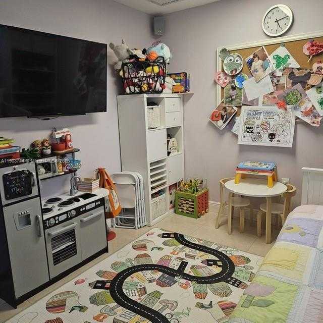 Small Image of 9705 SOUTH WEST 214TH TER, Cutler Bay Number 8