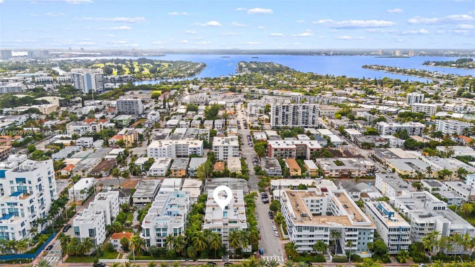 Small Image of 7744 COLLINS AVE #20, Miami Beach Number 19