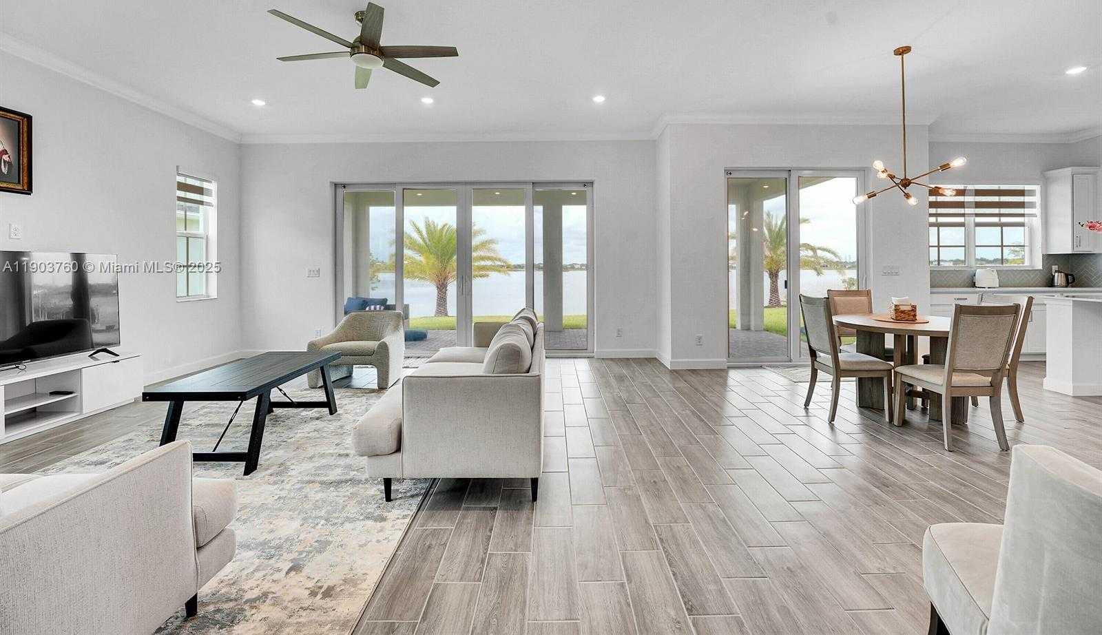 Imagen de Pequeño Objeto