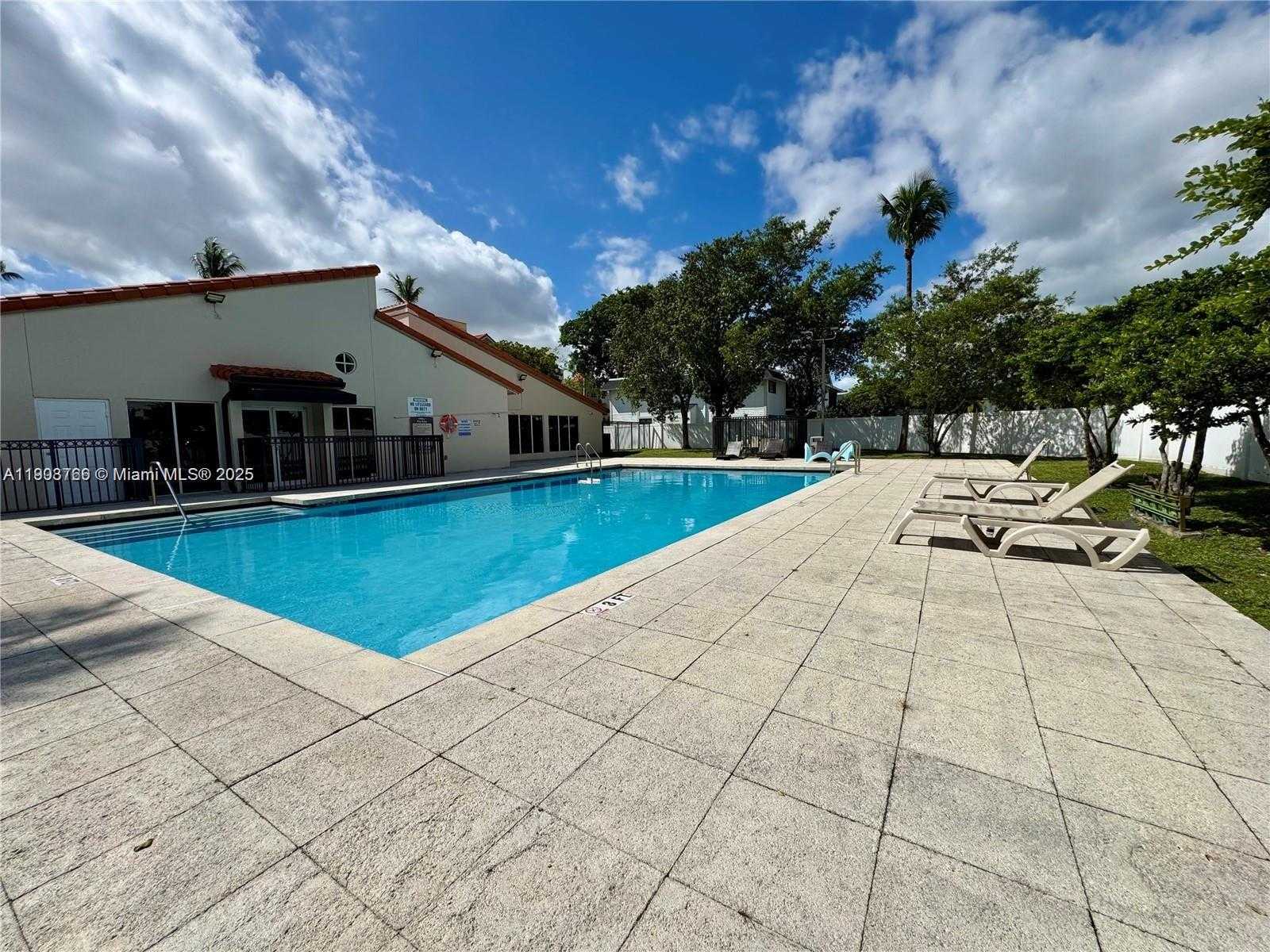 Small Image of 6175 NORTH WEST 186TH ST #303, Hialeah Number 11