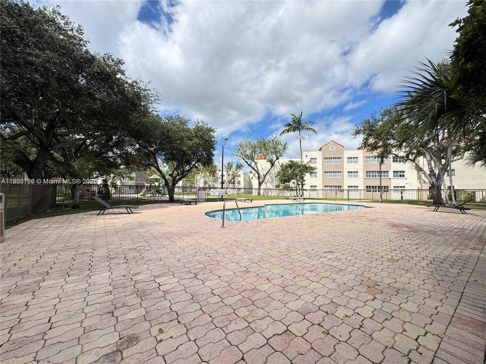 Small Image of 6175 NORTH WEST 186TH ST #303, Hialeah Number 12