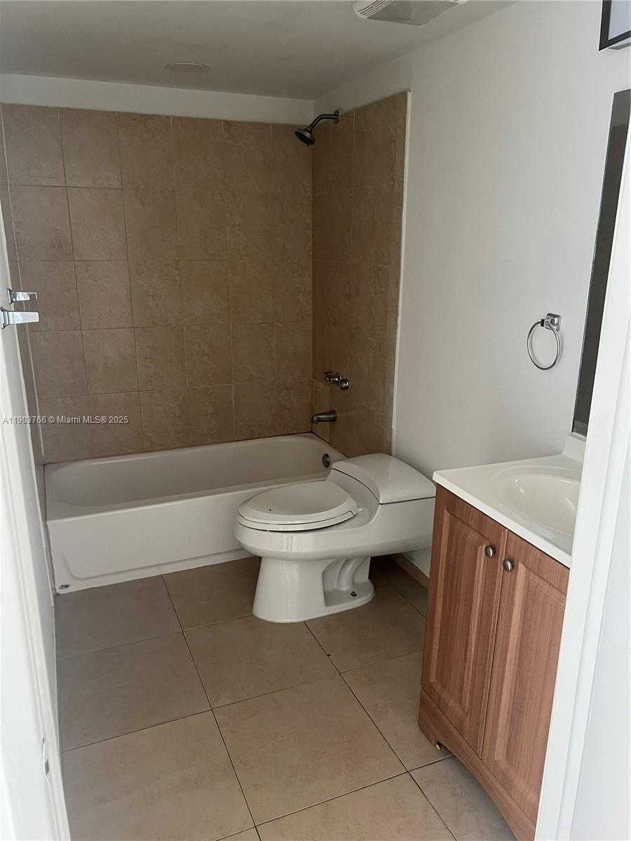 Small Image of 6175 NORTH WEST 186TH ST #303, Hialeah Number 25