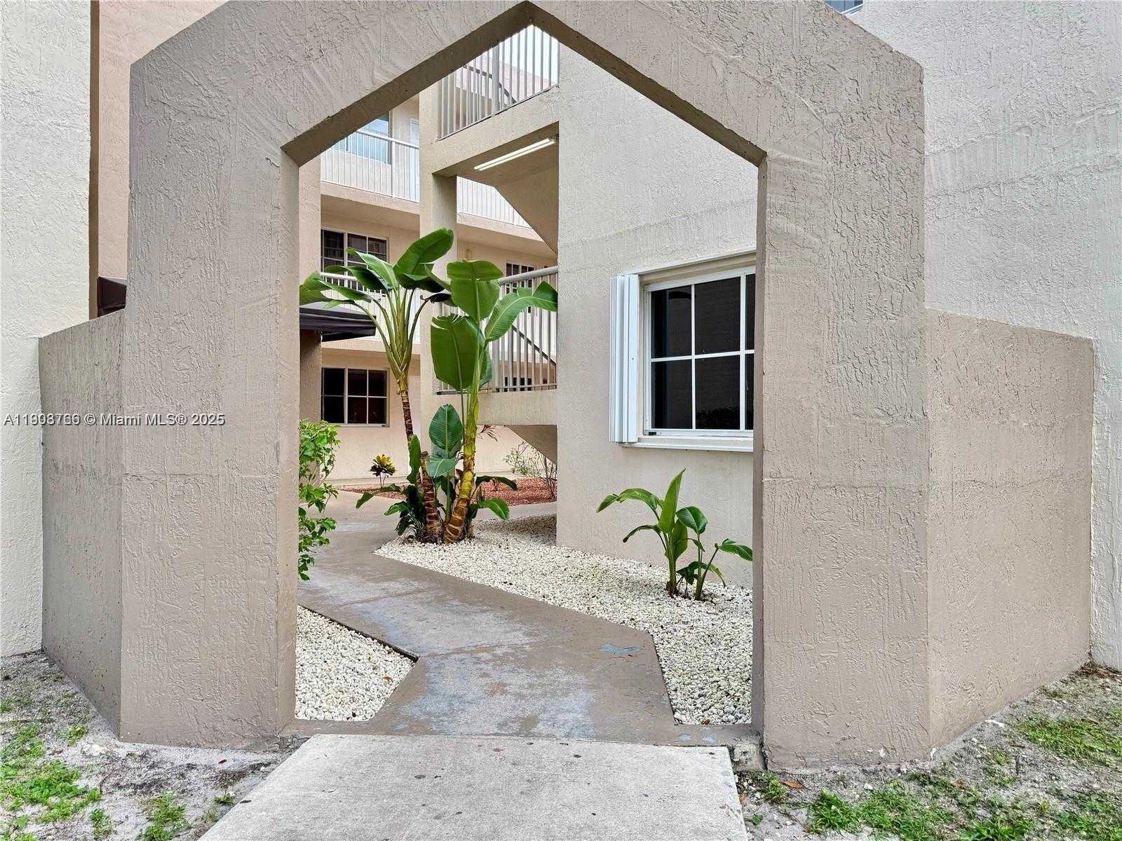 Small Image of 6175 NORTH WEST 186TH ST #303, Hialeah Number 4