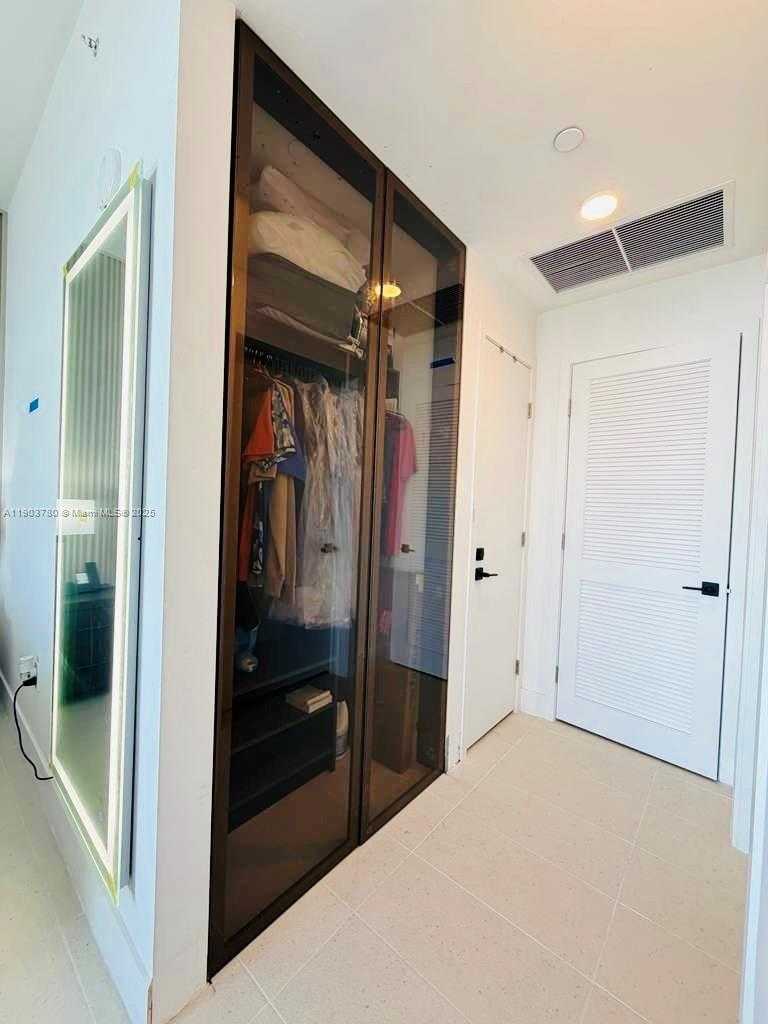 Small Image of 159 NORTH EAST 6TH ST #PH5014, Miami Number 18