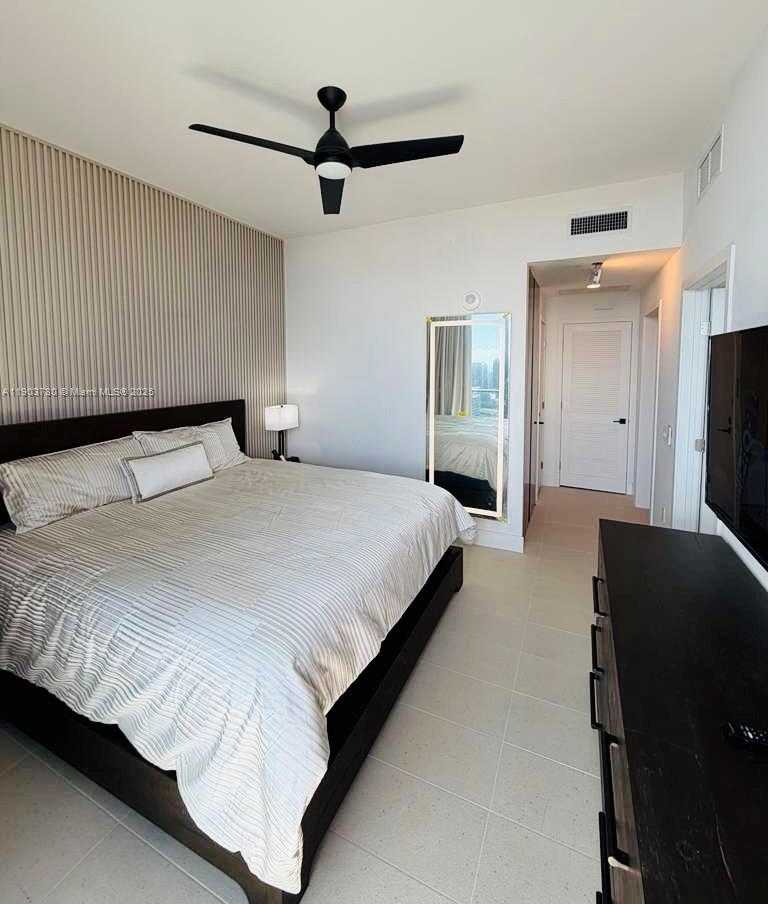 Small Image of 159 NORTH EAST 6TH ST #PH5014, Miami Number 29