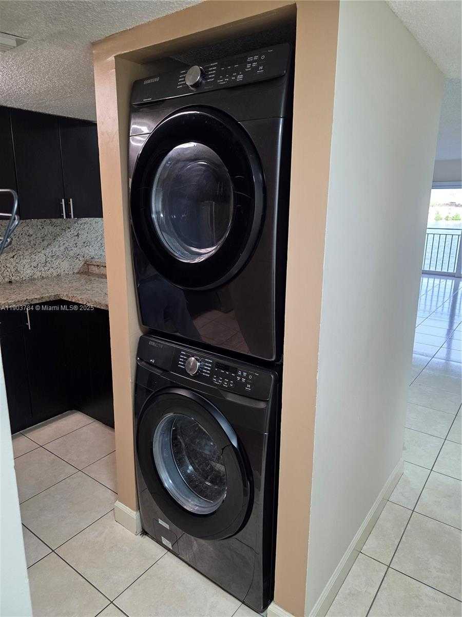 Small Image of 9917 WEST OKEECHOBEE RD #3-307, Hialeah Gardens Number 19