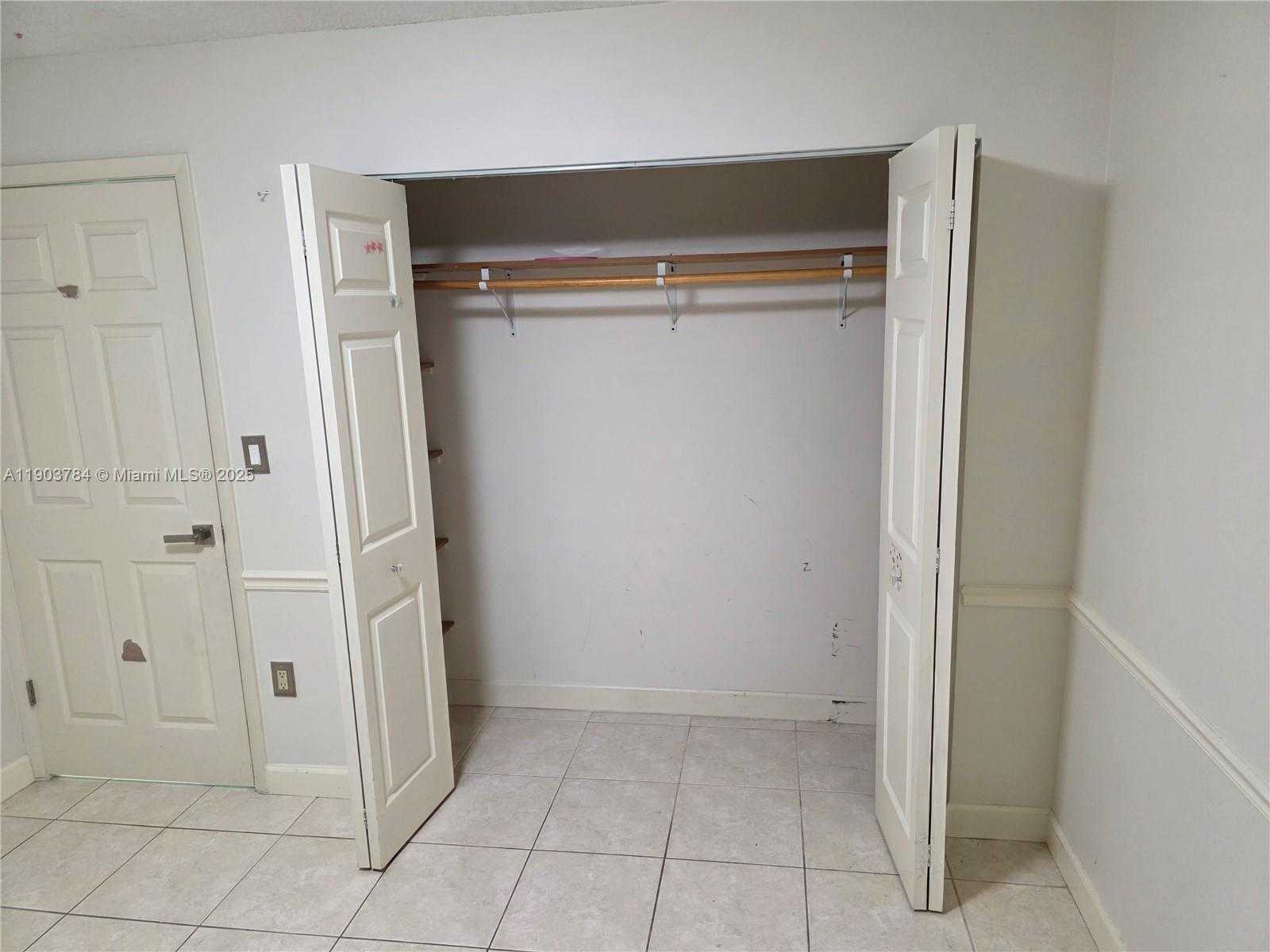 Small Image of 9917 WEST OKEECHOBEE RD #3-307, Hialeah Gardens Number 22