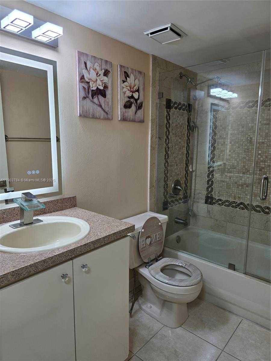 Small Image of 9917 WEST OKEECHOBEE RD #3-307, Hialeah Gardens Number 23
