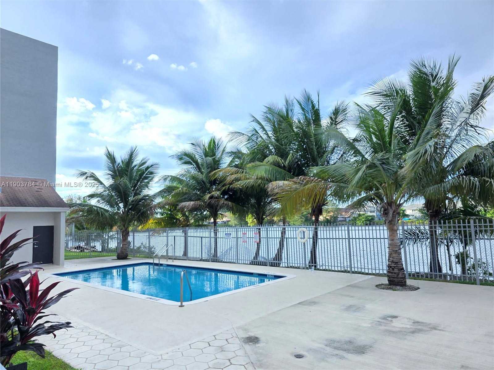 Small Image of 9917 WEST OKEECHOBEE RD #3-307, Hialeah Gardens Number 38