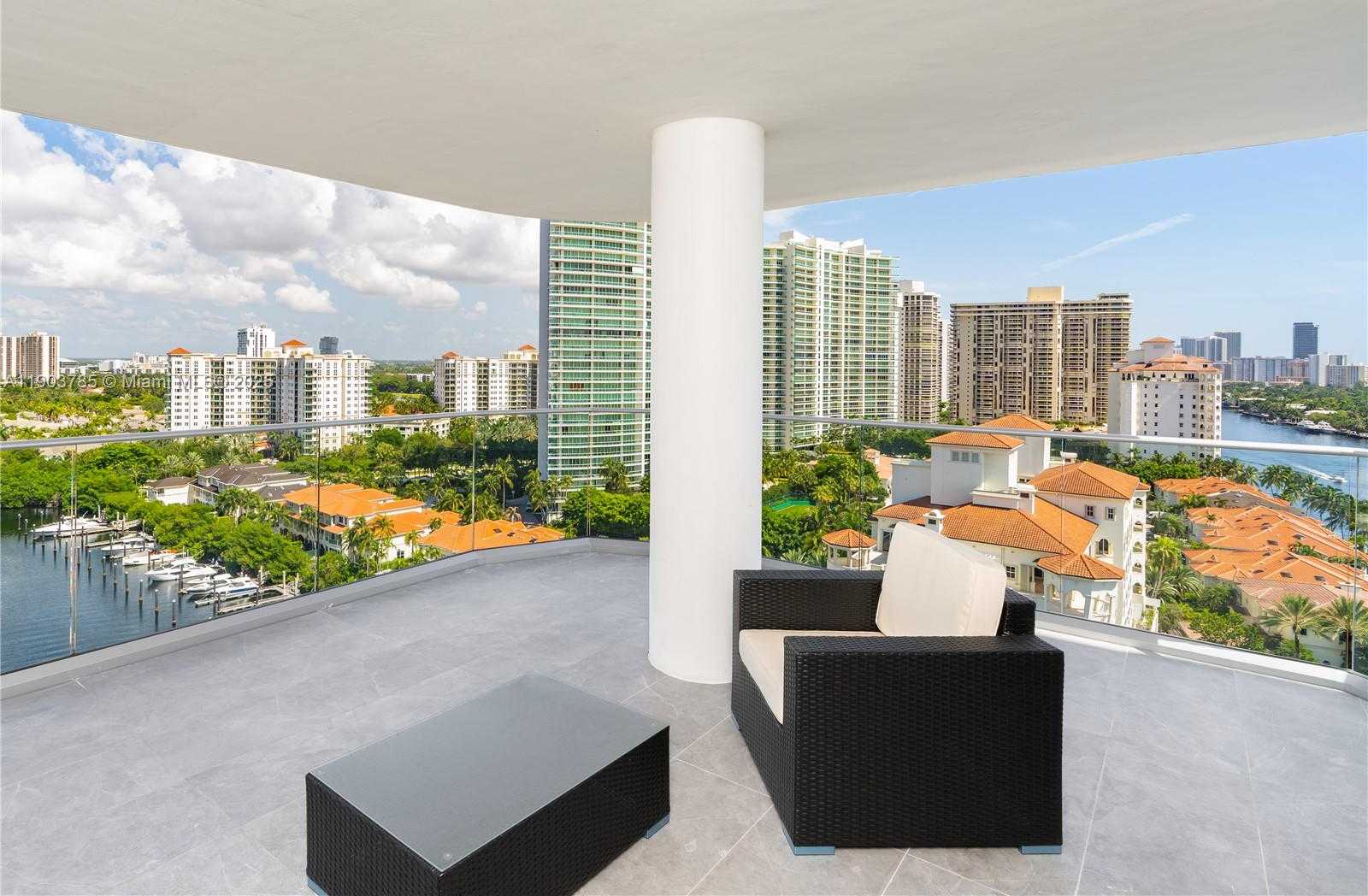 Small Image of 19707 TURNBERRY WAY #18K, Aventura Number 12