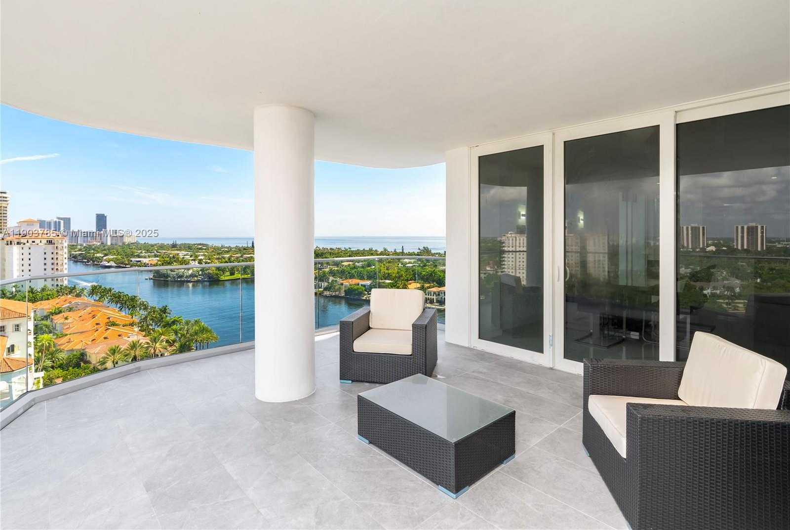 Small Image of 19707 TURNBERRY WAY #18K, Aventura Number 13