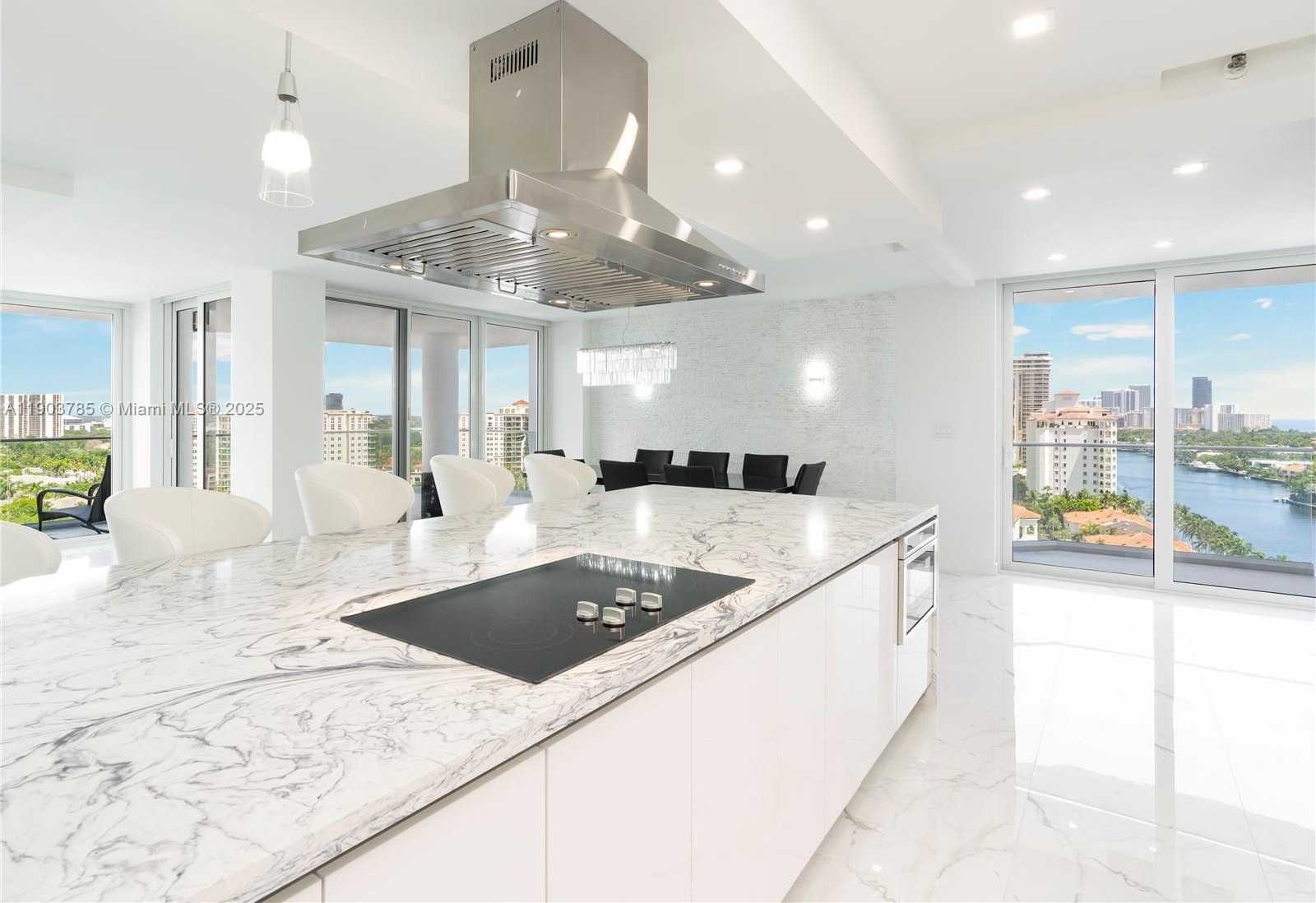 Small Image of 19707 TURNBERRY WAY #18K, Aventura Number 18