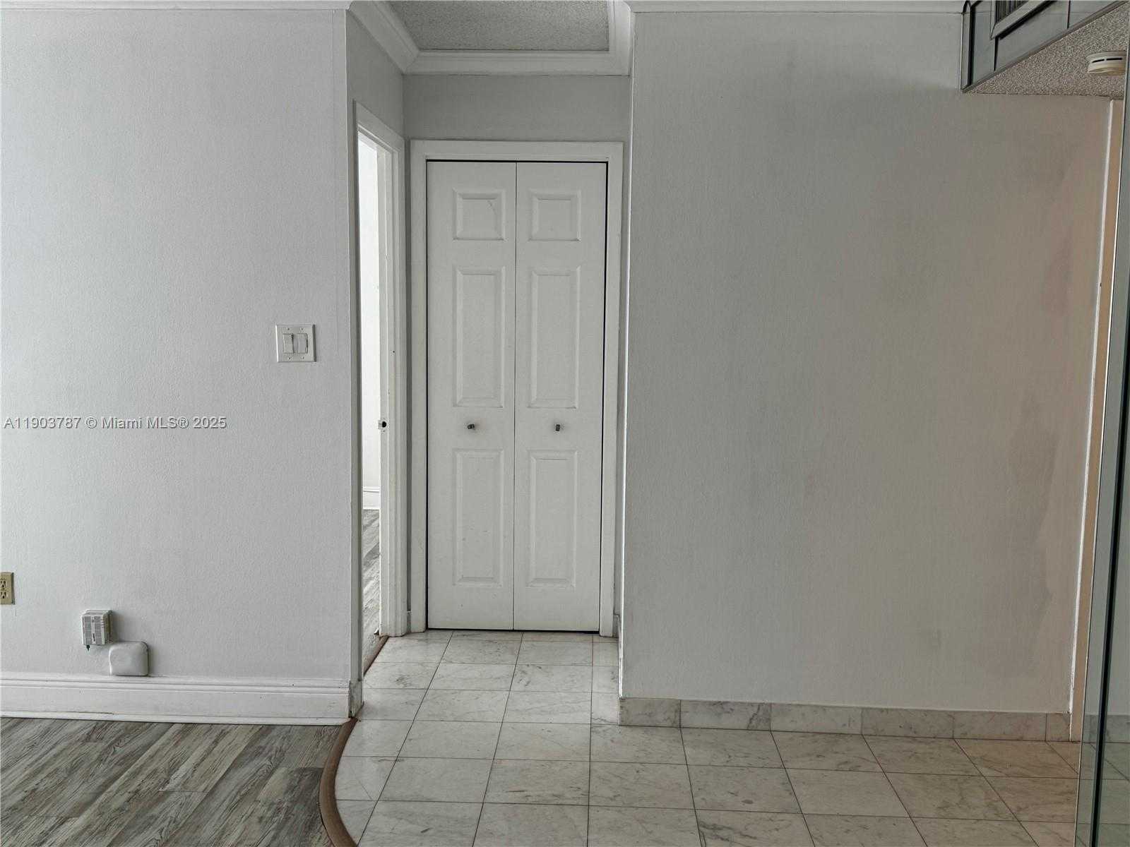 Small Image of 18061 BISCAYNE BLVD #1203, Aventura Number 19